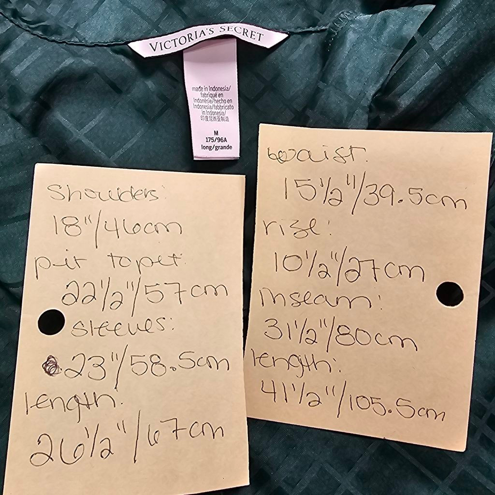 VS medium pajama set, long sleeve, silky soft - Picture 2 of 16